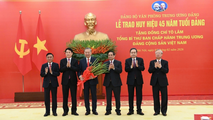 Lêh pơjao Grat 45 sơnăm jang Đảng ăn Tổng Bí thư Tô Lâm