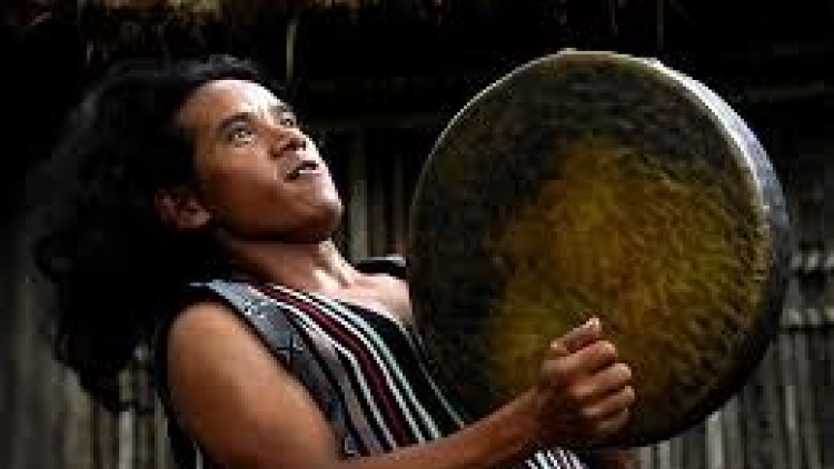 Tơlơi akhan Hrê "Tơdăm Kon Tung"