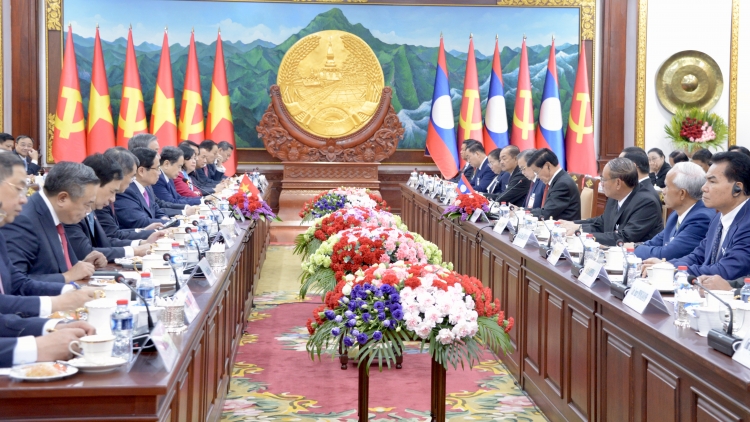 ពត៌មាន ម៉ោង ១៥