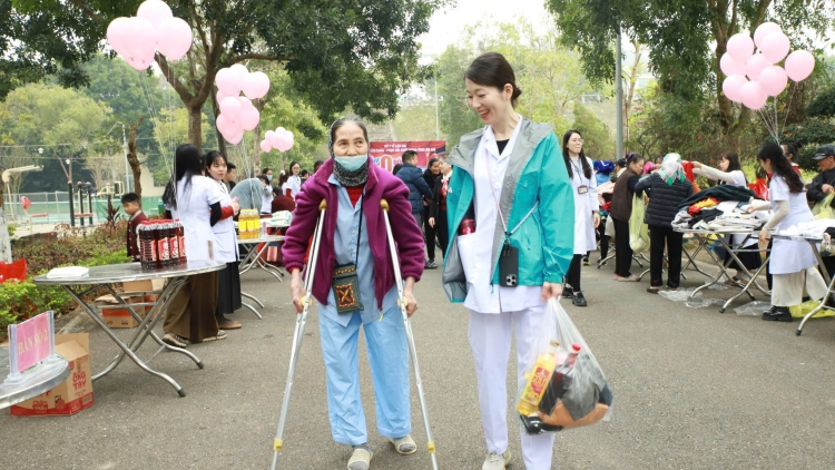 Ngon tô thứ 4 mự 11 căm bườn 2 pì 2026 – Mua xuần úm ình nẳng hươn dà