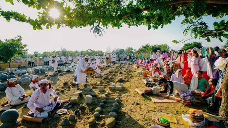 KADHA  ADAOH "RAOK MUKKEI UAN RAMUWAN"