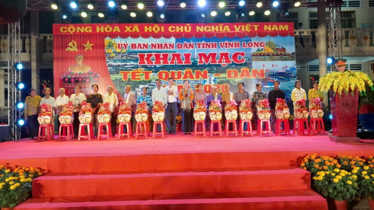 ពត៌មាន ម៉ោង ១៥