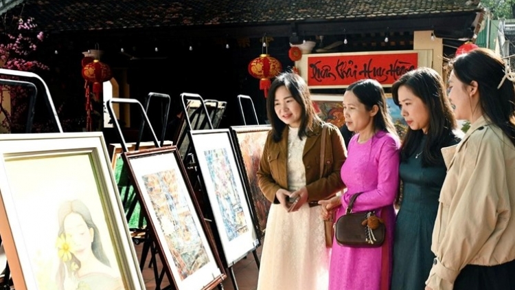 ĐẮK LẮK: TỢƠP  BHRỢ TRIỂN LÃM CHR’NĂP ÂNG T’NGAY T’MÊÊ” HƠNH DEH C’MOO BÍNH NGỌ