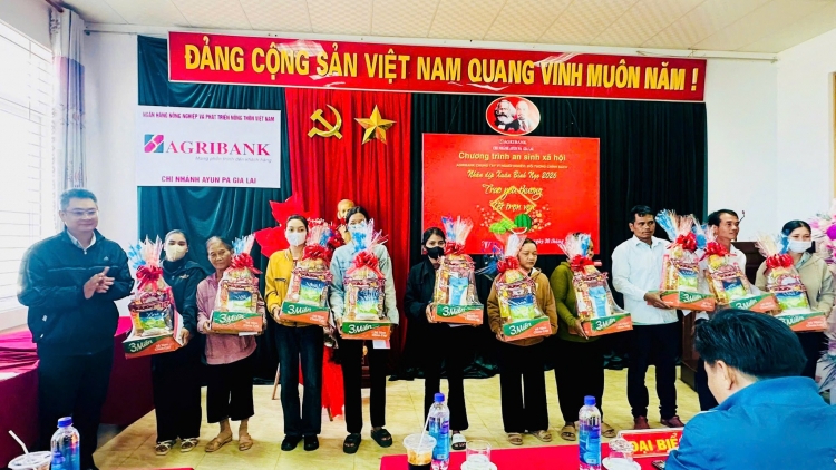 Bơyan phang trơi pơđao-Têt khăp pap