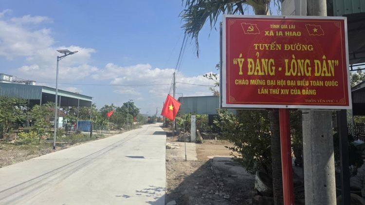 Hơdôm glông jơlan “Tơlơi pơmin Ping gah djơ̆ pran ană plơi” ƀơi Gia Lai