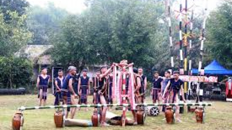 Kuk kông bôr tôk bre mai