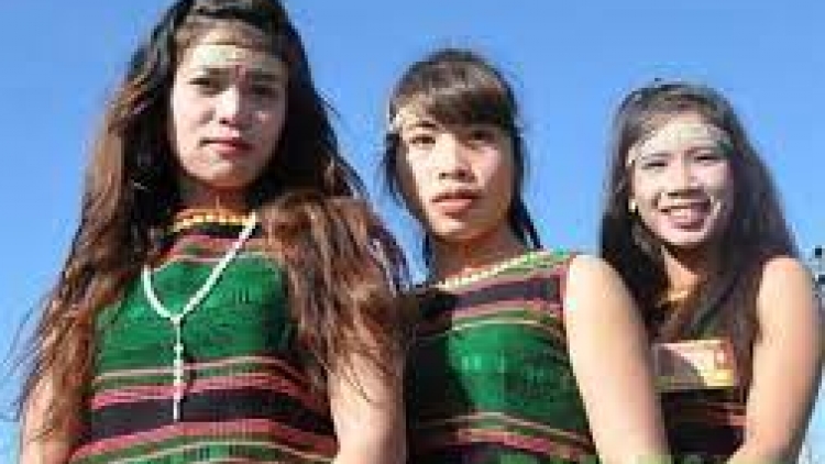 Kahgĭt ƀon lan (Khíu pâ pơlê)