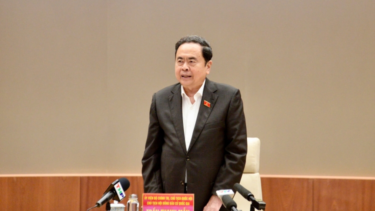 Khua git gai pơ ala mơnuih ƀôn sang dêh čar ơi Trần Thanh Mẫn hơduah ĕp bruă ruah khua ƀơi Hải Phòng