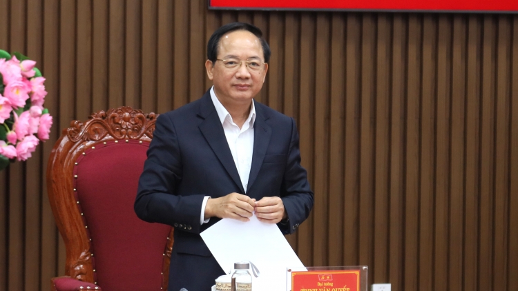 Đại tướng Trịnh Văn Quyết ksiêm dlăng bruă mprăp kơ klei ruah khua ti čar Quảng Ngãi