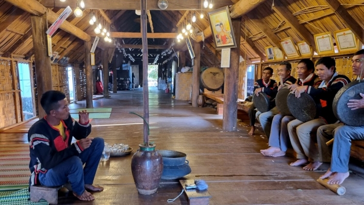 Mât ndray văn hóa – ntŭk chrat ang tâm mât ndray n’hanh ntik n’hao văn hóa ta Dak Lak