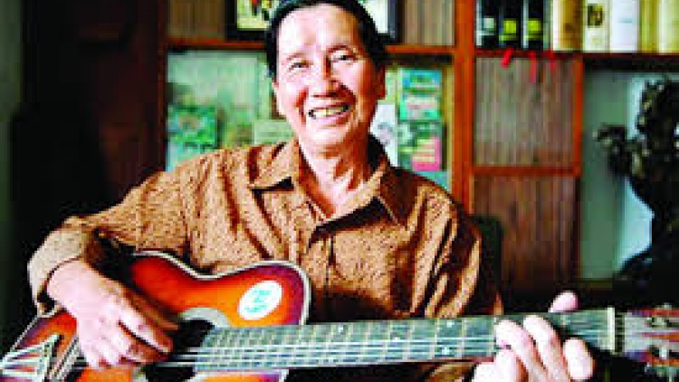 Đảng đã cho ta một muà xuân