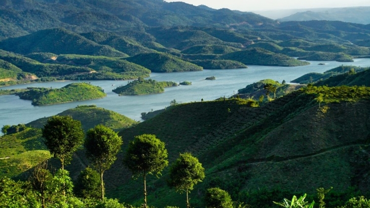 Sông Đăk Krông mùa xuân về