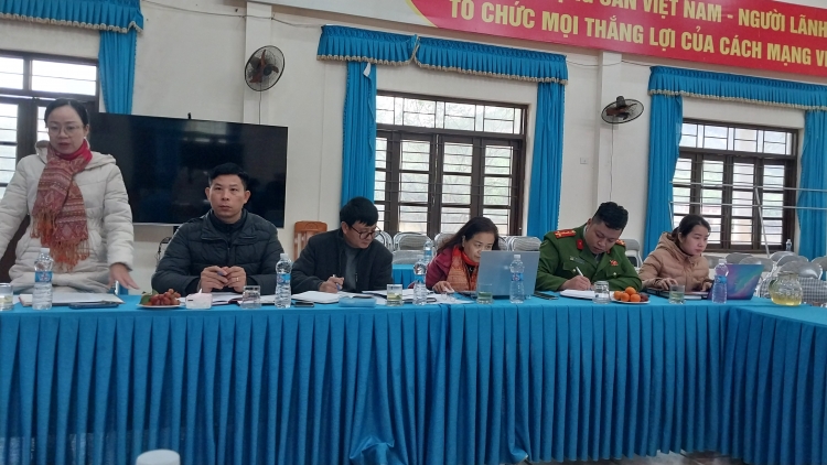 THÁI NGUYÊN: SLẮNG CẠ MỪA PHÁP LUẬT HẨƯ PỈ NOỌNG DÚ BÚNG SLUNG, BÚNG QUÂY QUẸNG