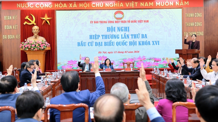 Bi tŭ ư kơ 217 čô mnuih mơ̆ng dŭm anôk bruă gưl dlông djăp ênoh čuăn mgơ̆ng ruah phung bi ala bruă kƀĭn ala gưl XVI 