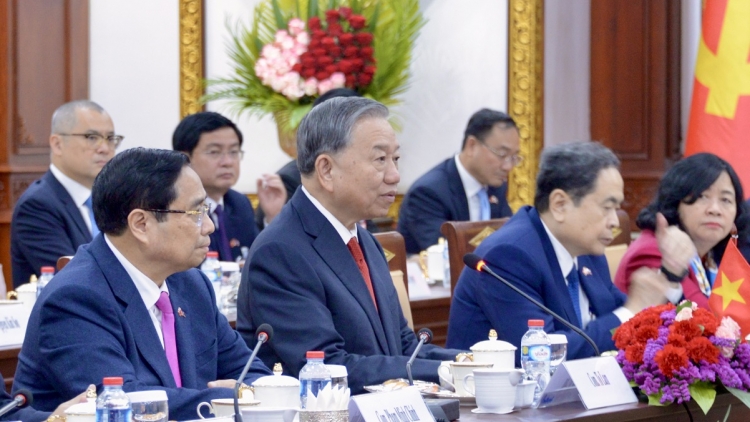 Tổng Ƀí thư ồng Tô Lâm còp Kâp dà lơgar tus lơgar Campuchia 