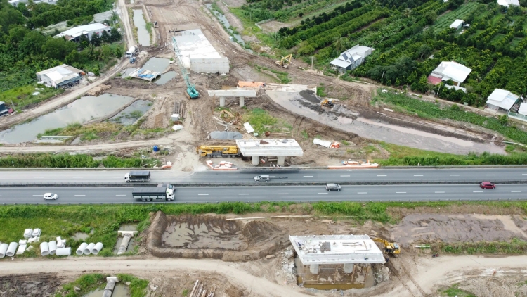 ពត៌មាន ម៉ោង ១៥