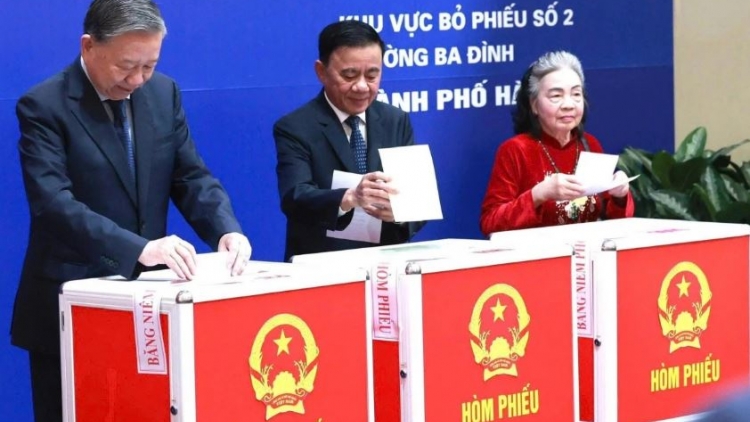 Rơlao 99% cau tĕ khà gùt lơgar lòt tĕ khà cau ala mat Quôk hội khoă XVI mờ Mpồl duh broă Làng bol ală kâp