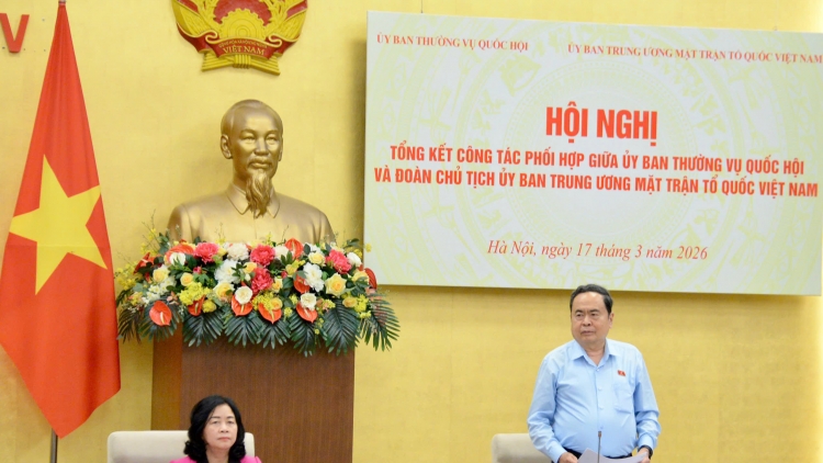 Hop akŏm pơtôch tơdrong jang hơdoi đơ̆ng Quốc hội hăm Anih Trung ương Mặt trận Tổ quốc Việt Nam