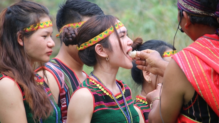 Rngot klâng (Tự sự)