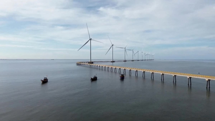 ខេត្តវិញឡុងអភិវឌ្ឍថាមពលបង្កើតឡើងវិញតាមទិសដៅបៃតង និងចីរភាព 