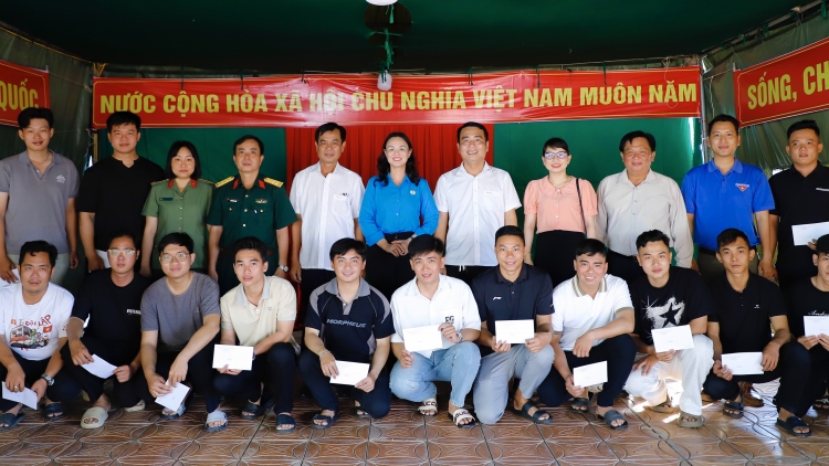 ពត៌មាន​ម៉ោង៦