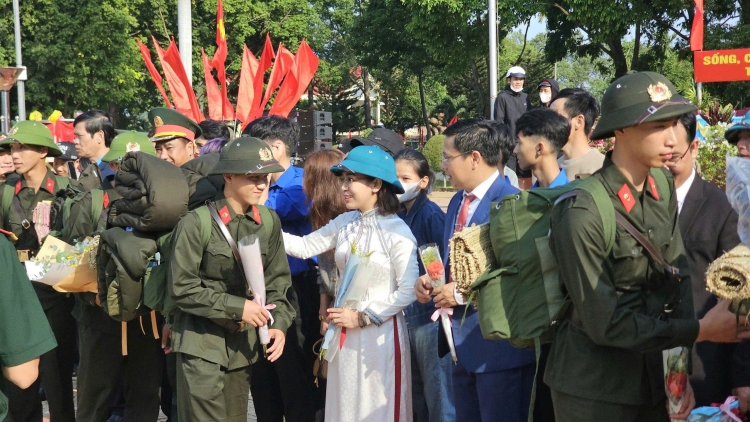 Nău mpŏng n’hanh dơn kan, Đại biểu HĐND Dak Lak bah năp njăr trong hăn mhe