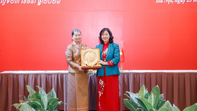 N’hao kan ndrel Mặt trận Việt Nam-Campuchia