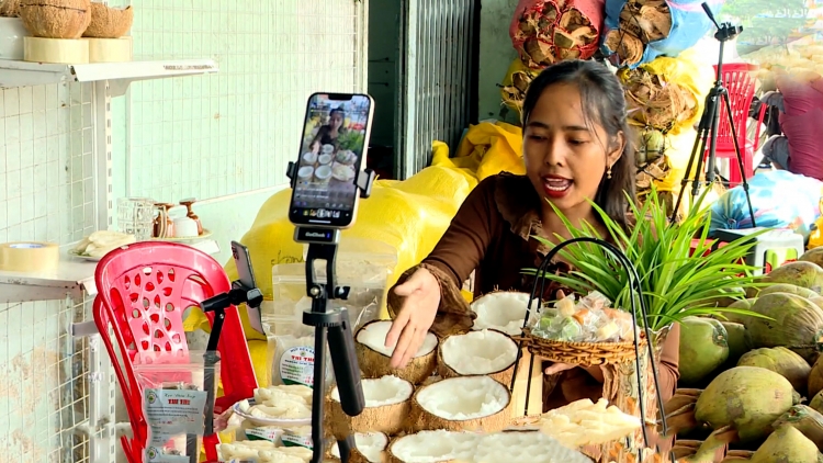 ពាណិជ្ជកម្មអេឡិកត្រនិកជាគំនាស់លើកកម្ពស់តម្លៃកសិផលនៅវិញឡុង។