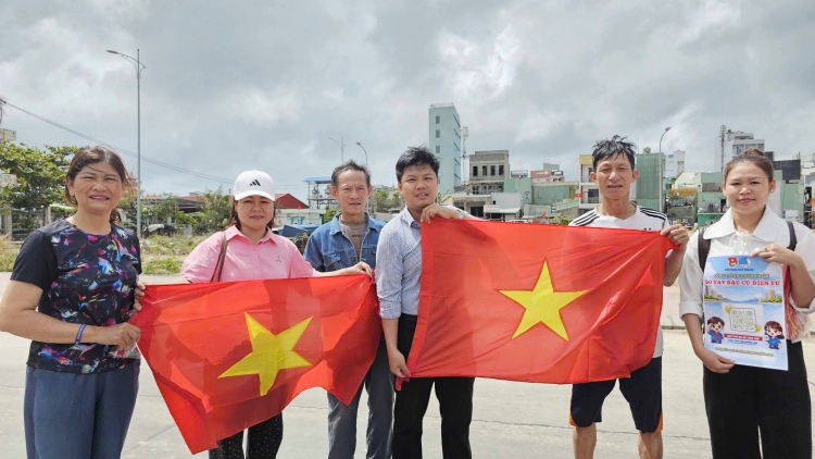 Mơnuih ƀôn sang mă akan hơdang ƀơi Gia Lai glăi pơ hang či plĕ hră ruah khua