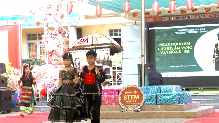 Rah anah pơjeh gru grua hiam đưm djuai ania amăng sang hră