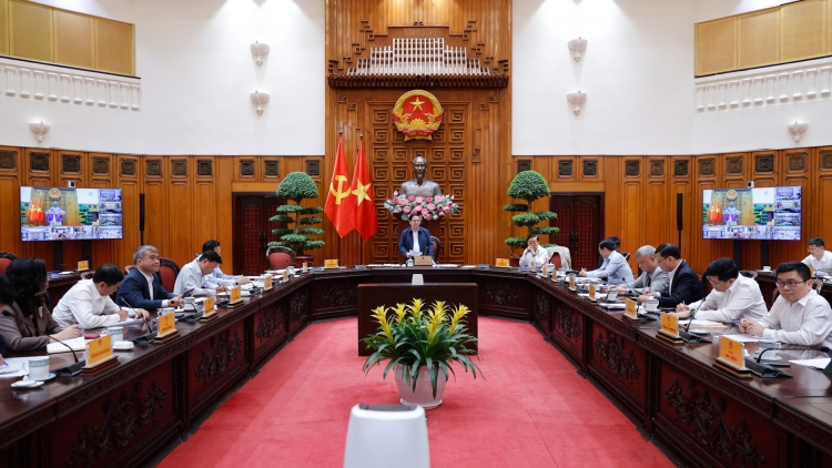 ពត៌មាន ម៉ោង ១៥