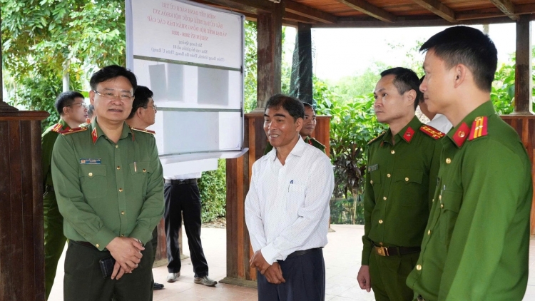 CÔNG AN THÀNH PHỐ HUẾ ZƯ RAU TÊÊM NGĂN BÊL BẦU CỬ ĐHỊ PAZÊNG CHR’VAL DA DING K’COONG 