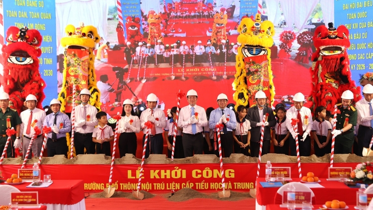 Dồ ròt sơn đờm lam lơh hìu bơsram ơm sa bic tơn bàr kâp tàm tiah nhàr lơgar Tây Nguyên