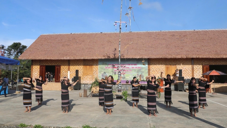 Pôa Dà Cắt Tư ƀă hnoăng ki rak vế khôi túa M’Nông