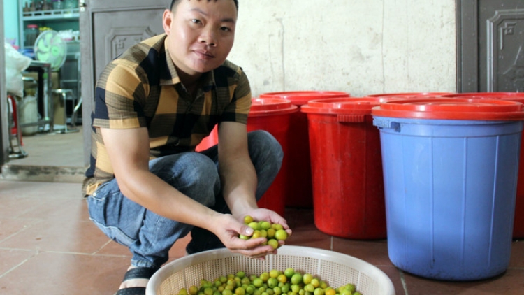 CÓ CẦN DAO HẾT KIN CHÀU MÌ TỨ CHAY MÁC CHENG ĐÔNG