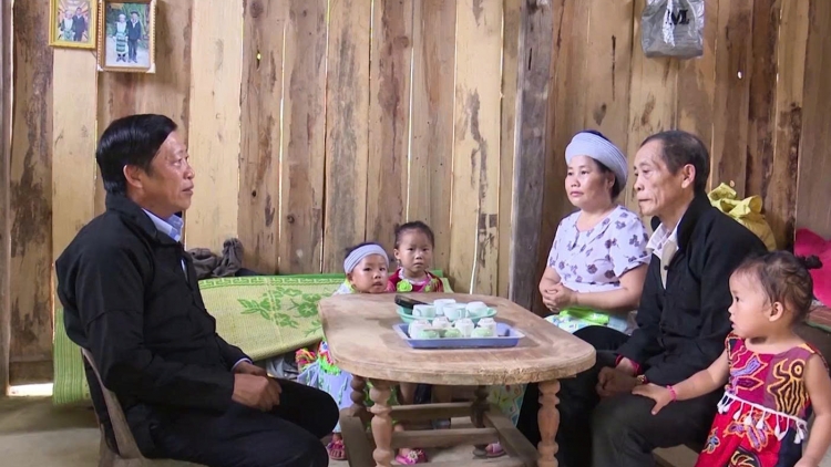 BẠI TỈ FUÔNG BÚNG SLUNG THÁI NGUYÊN SLẶN SLÀNG HẨƯ VẰN BẦU CỬ