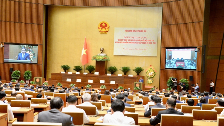 ពត៌មាន​ម៉ោង៦