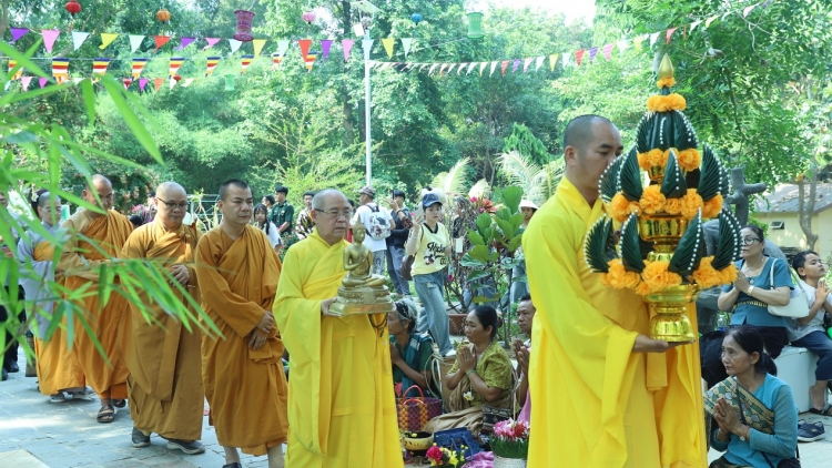 Chơt hơiă têt Lào Bunpimay 2026 tơ̆ Đắk Lắk