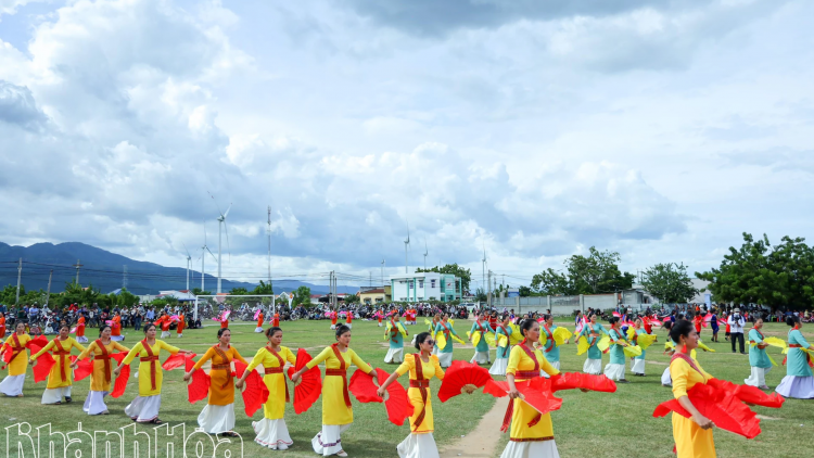 HAREI ILAMO BANGSA CAM MBANG KA VI SRAP GAP JAIK PEIH NGAK DI TINH KHANH HOA