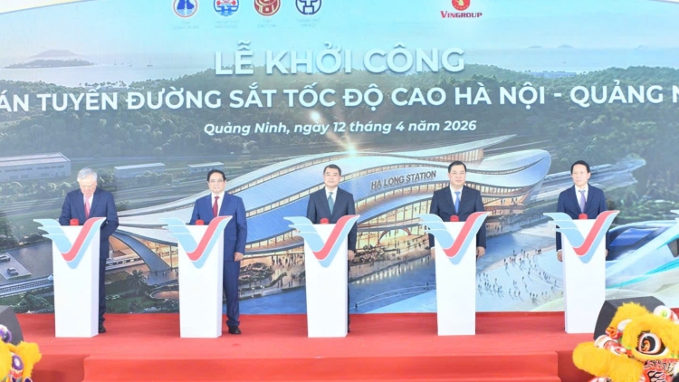 Thủ tướng Chính phủ Lê Minh Hưng râng ntơm ƀư trong ndeh treng hăn ngăch Hà Nội-Quảng Ninh