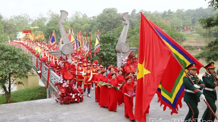 Xối tơbâ Hâi Pơtáu Hùng hlâ-Leh Mơdĭng Đền Hùng hơnăm 2026