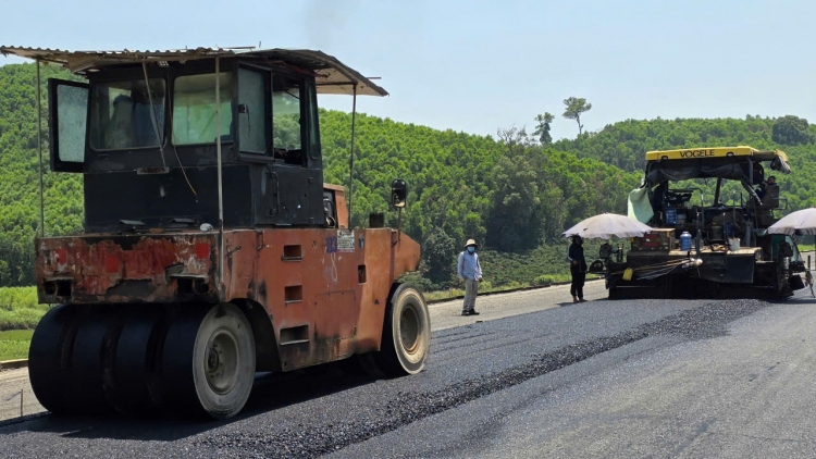 Kơjă đak xăng đak dou tŏk kăp, trong kơdou hrĕnh Khánh Hoà – Buôn Ma Thuột kơchăng ming man vă pơtrŏ hăm tơchơ̆t tơlĕch 
