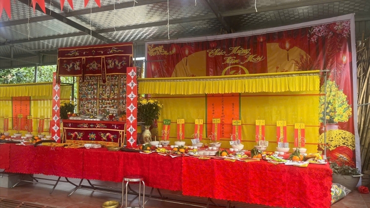 LẸ NGẦƯ XẢI SLÓ CÚA PỈ NOỌNG CẦN SÁN DÌU