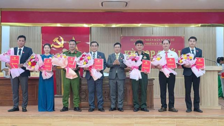 PR’HỌP G’LUH TR’NƠƠP, HĐND CHR’VAL BA TƠ PA MÂNG PAZÊNG CHỨC DANH BHA LÂNG