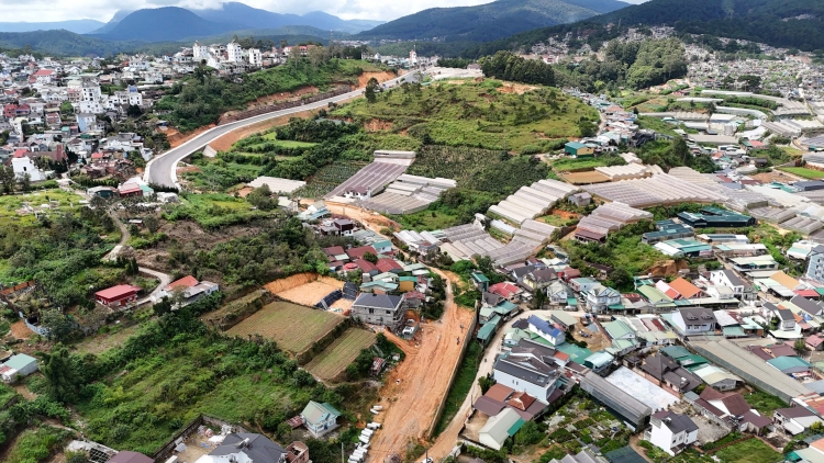 Lâm Đồng ntrŭt ntrôl trong nchrăp công nghiệp n’hanh ntrôl ngăch n’gluh tơm prăk ntuh kơl