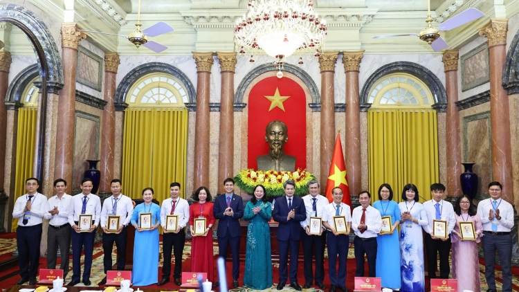 K’iăng khua lăn čar Võ Thị Ánh Xuân bi tuôm hŏng knuă druh công đoàn kdlưn hĭn 