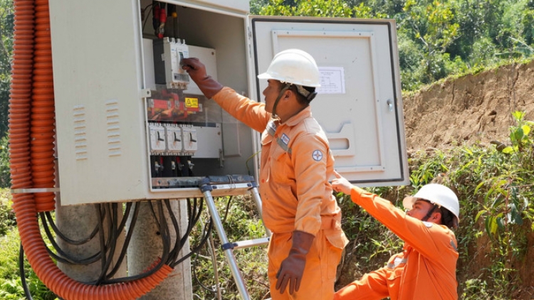 QUẢNG NGÃI BHRỢ TÊNG XANG ĐƠƠNG ÂNG ĐIỆN LƯỚI K’TIÊC K’RUUNG CHÔ OOY ZR’LỤ ĐHA NUÔR ĂT LA LAY