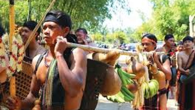 Rnê ueh tâm rnglăp