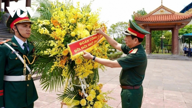 ĐẠI TƯỚNG PHAN VĂN GIANG BĂT HƯƠNG HAY CHƠỚ 60 LIỆT SỸ ĐHA ĐHÂM C’MỌOR XUNG PHONG ĐẠI ĐỘI 915