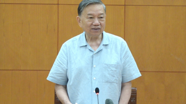 Tổng Bí thư, Kruanh dak Tô Lâm: hun hao công nghiệp ndơ dŏng tĭng trong ueh nđir, nâp nâl.  